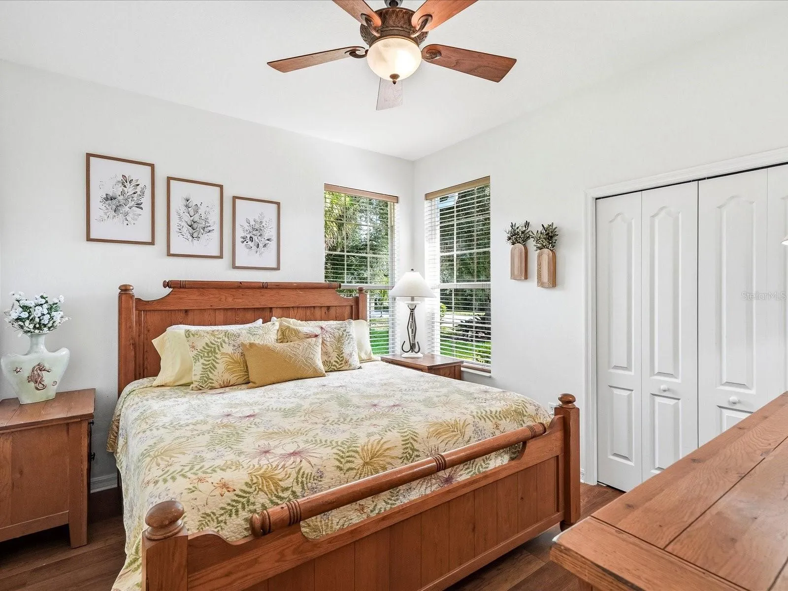 Guest bedroom