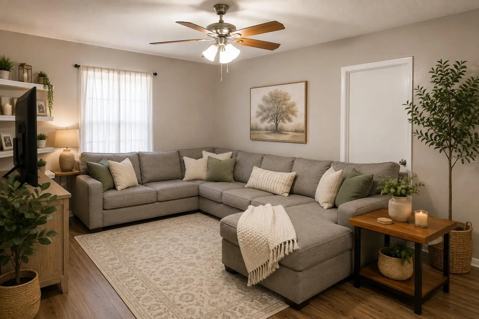 living room (VS)
