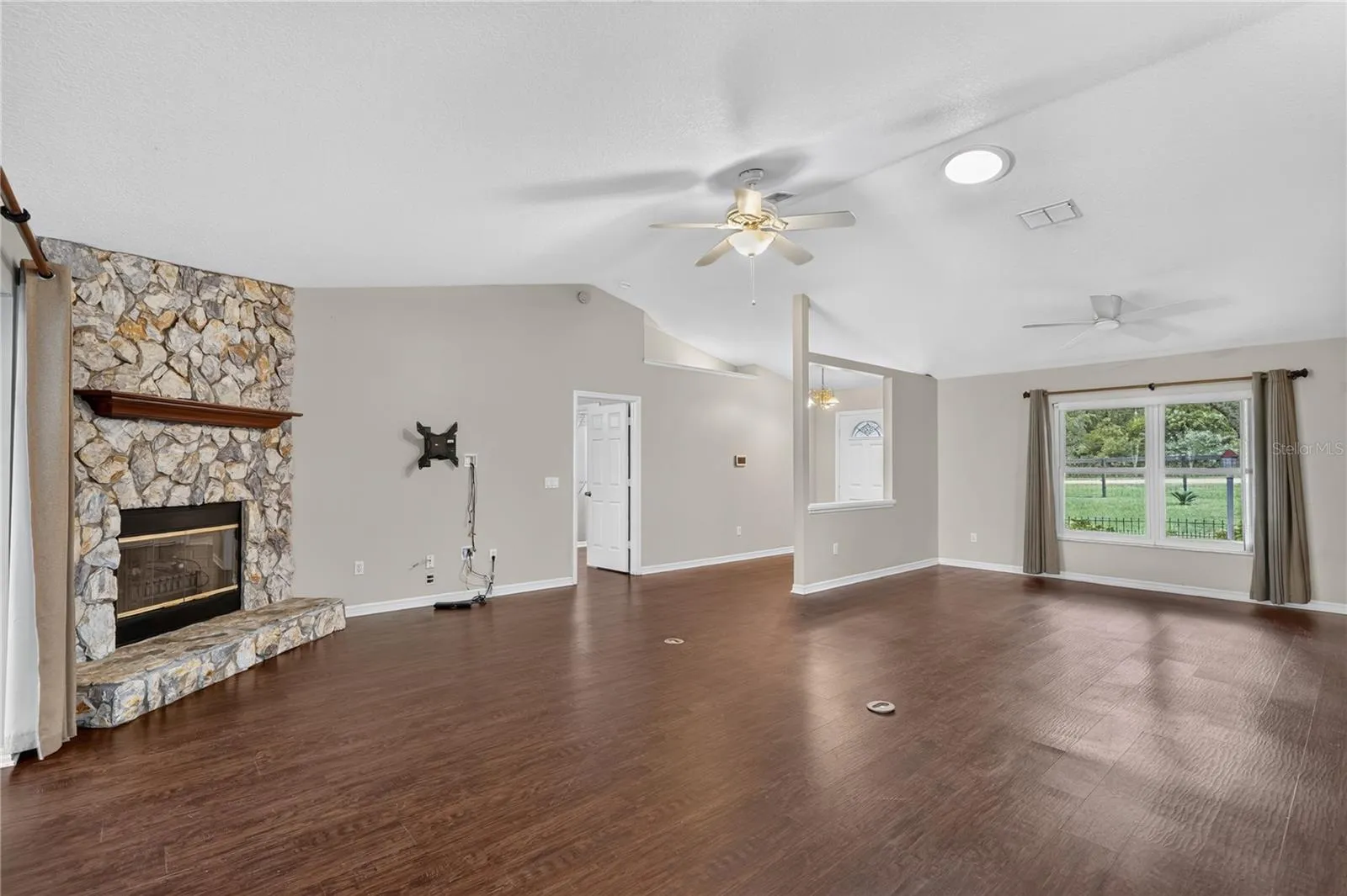 Living Area 3