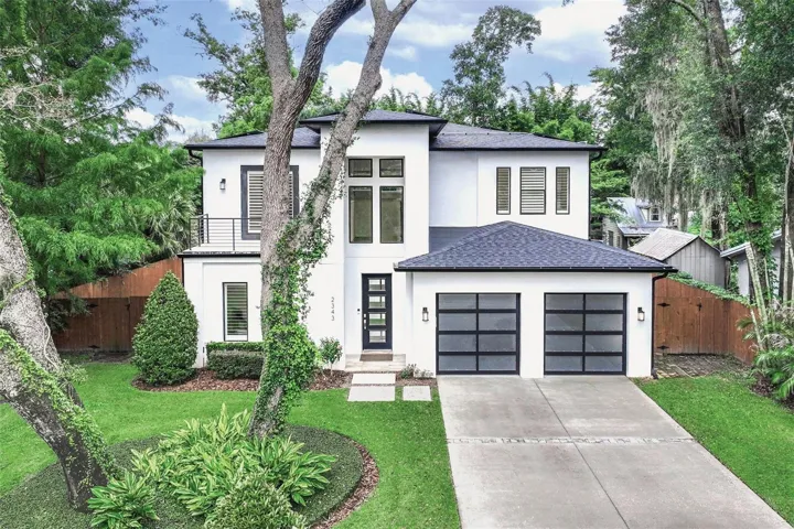 Welcome to 2343 Versailles Ave.
