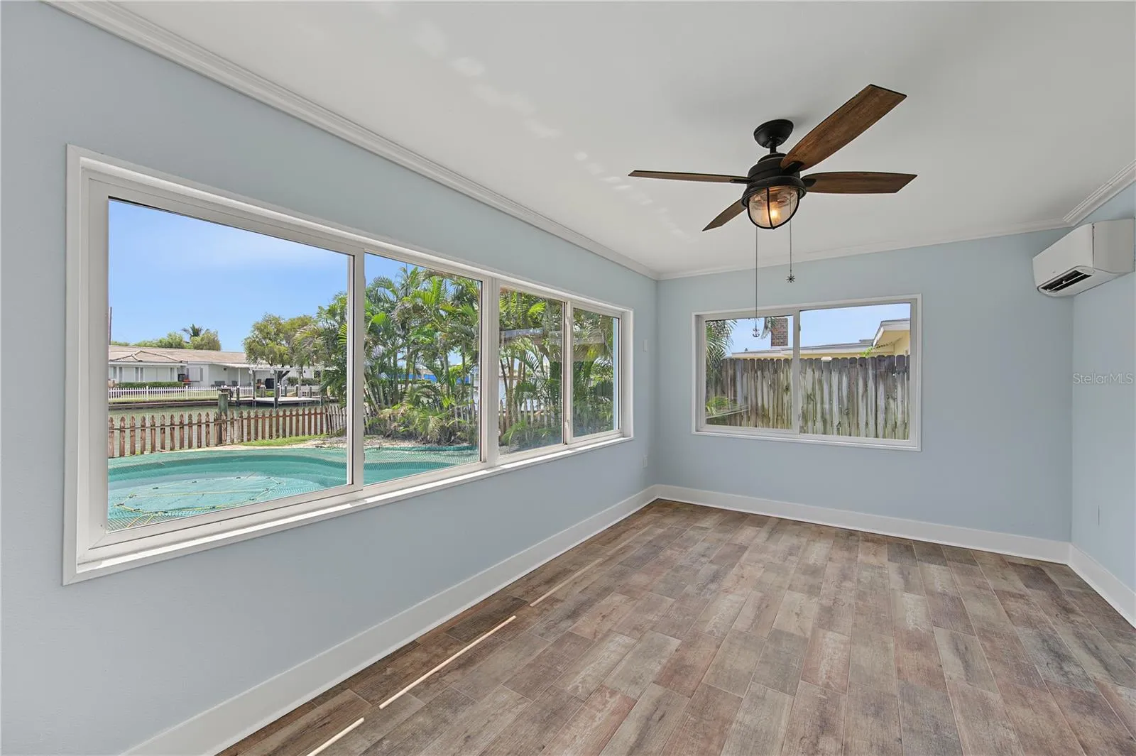 3rd BR facing pool/water
