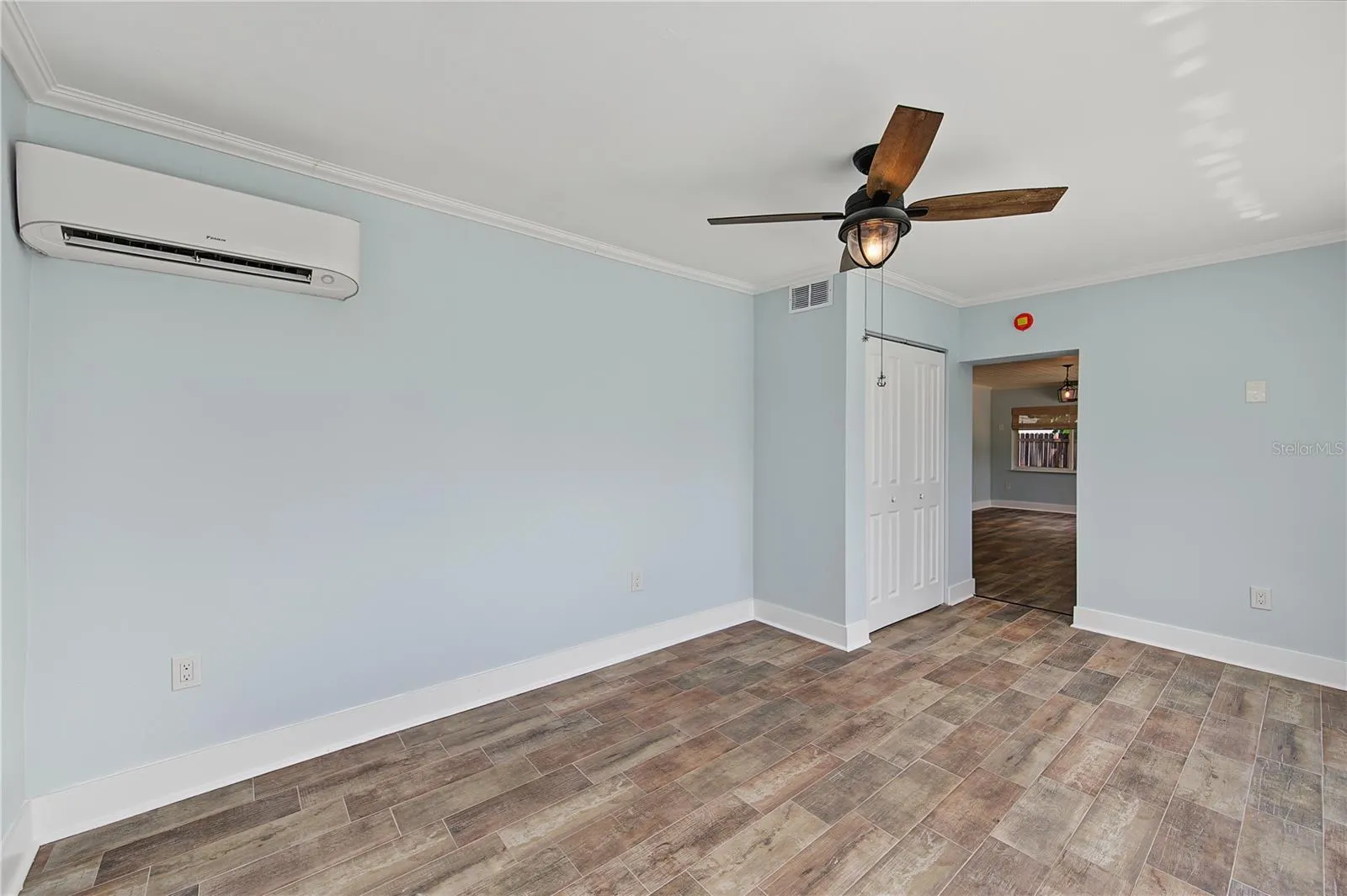 3rd BR facing pool/water