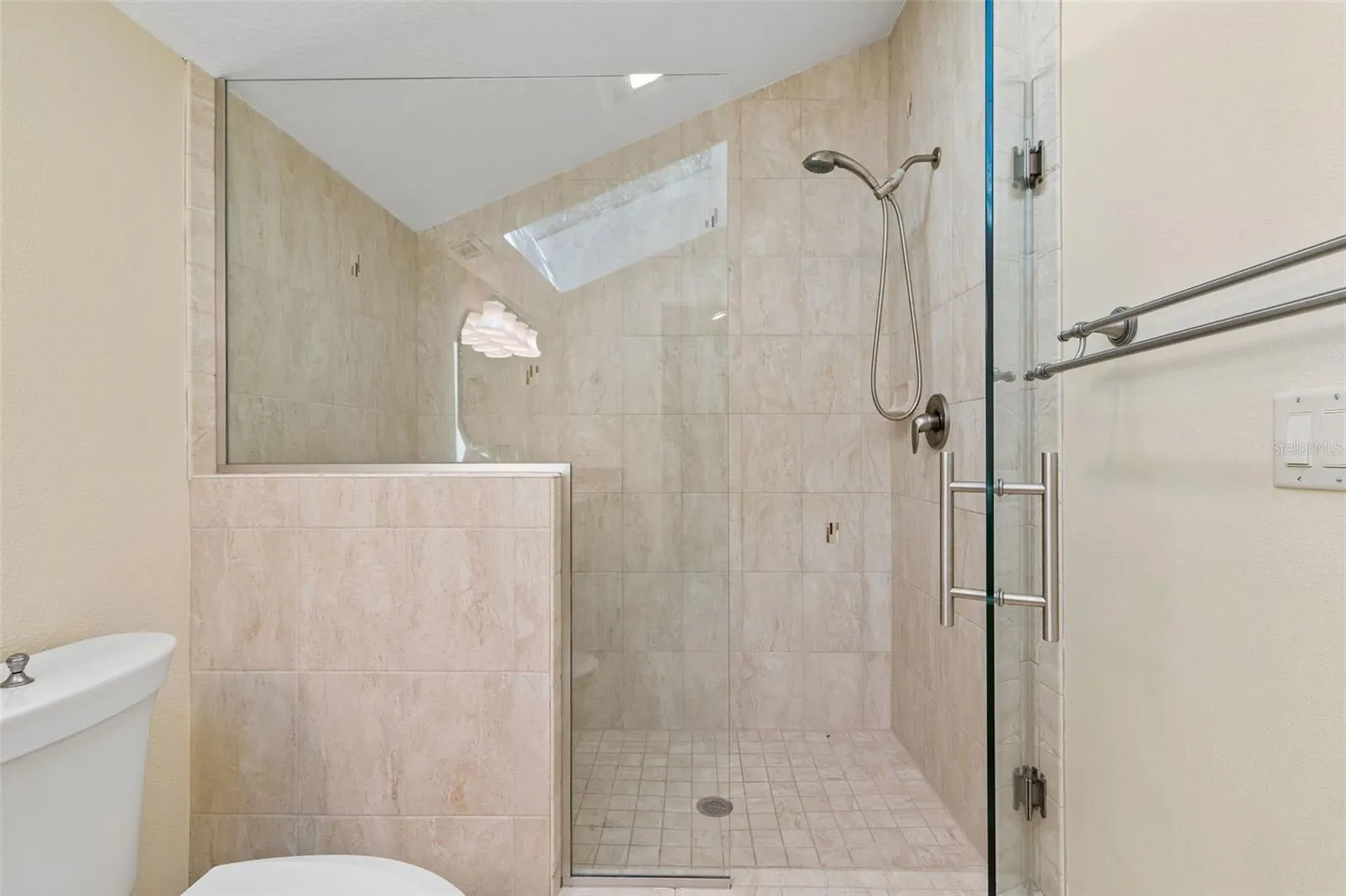 Primary En Suite Bathroom