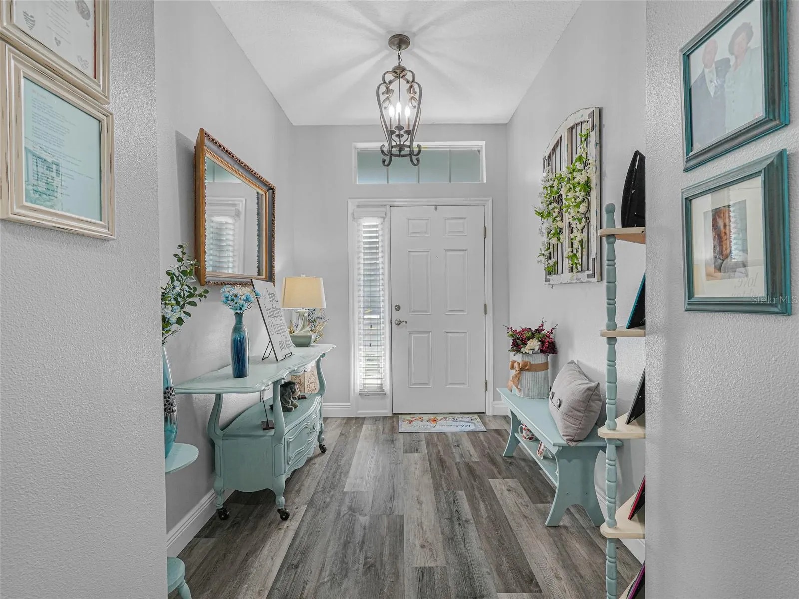 Hall looking to foyer