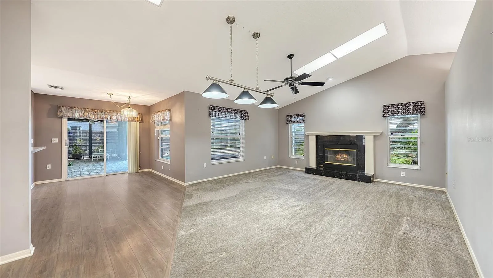 Family Room/Fireplace