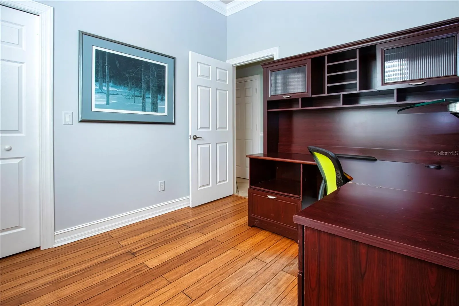 Walk-in closet