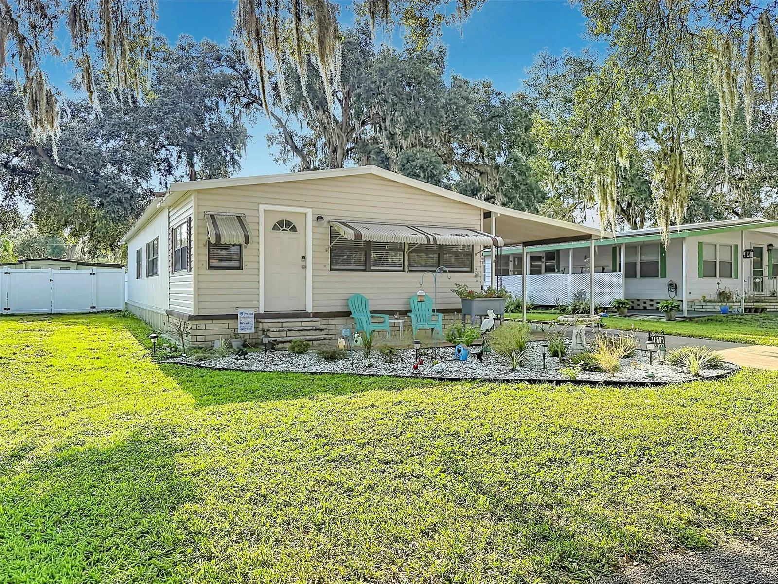 NO HOA or Age Restrictions!