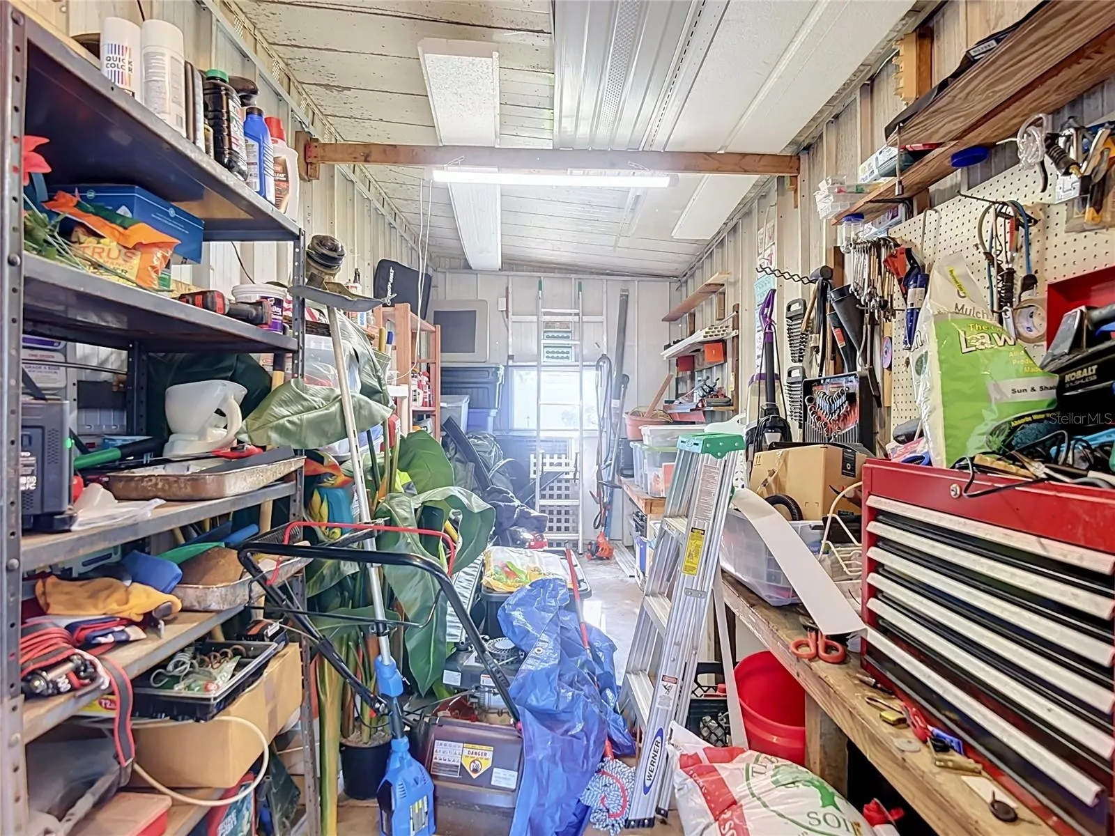 Outdoor storage room