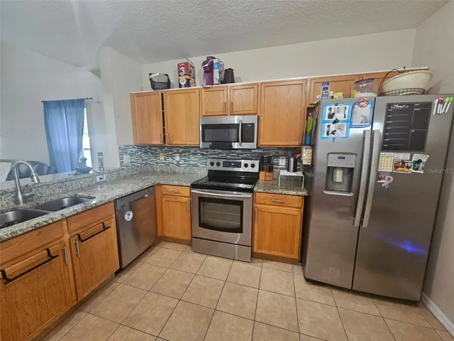 Spacious Kitchen