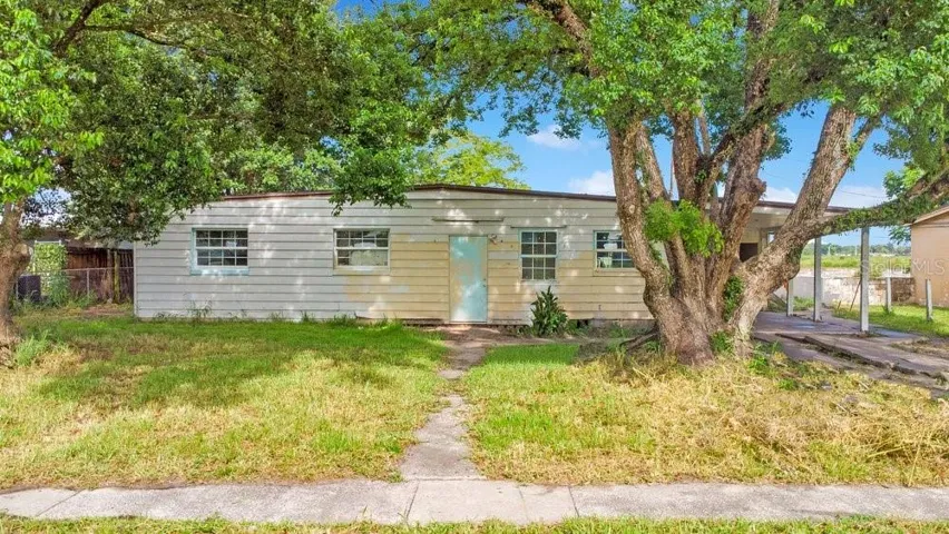 1502 EGAN DRIVE, Orlando, FL 32822