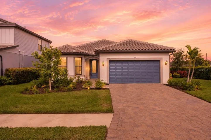 Front Facing Driveway