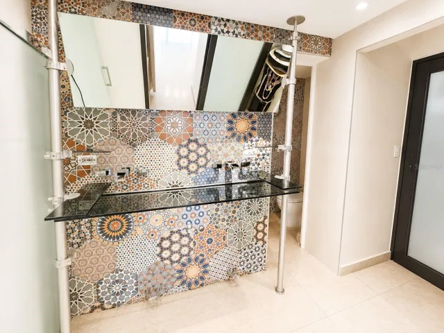 Master Ensuite Bathroom