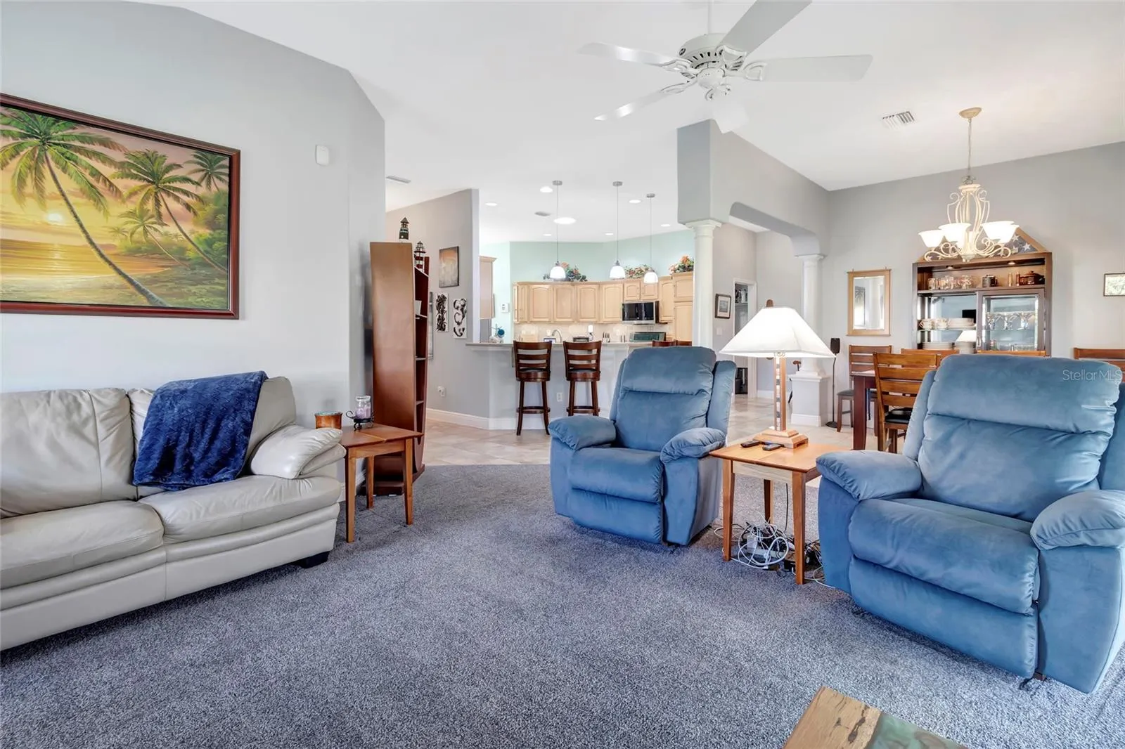 Large open floor plan with the dining area and the kitchen, great for game day!!