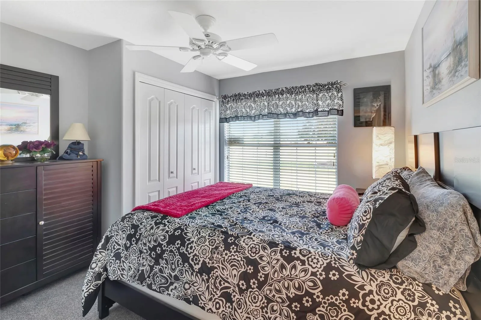 Front guest bedroom with built in closet.