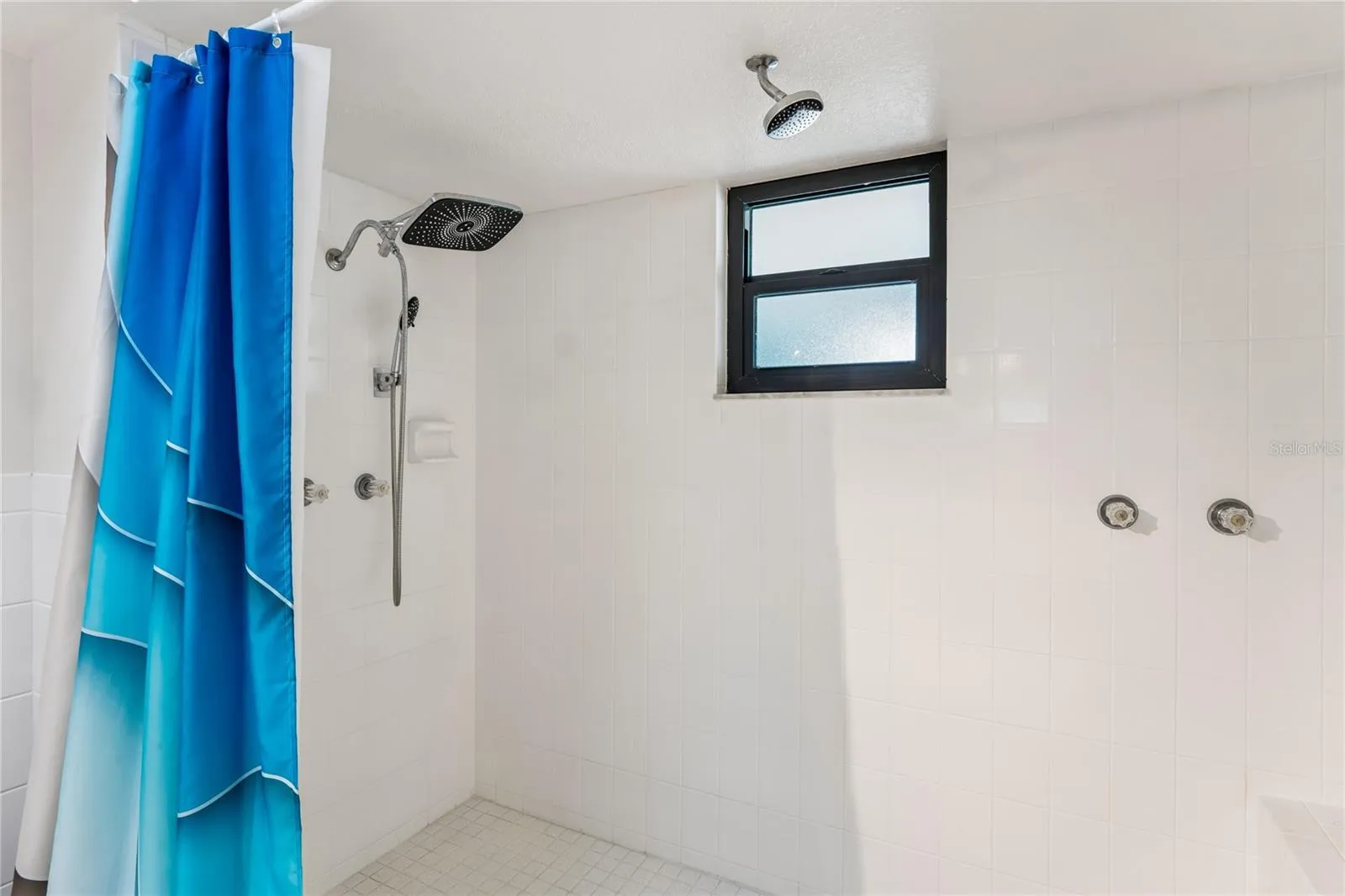 2ND FLOOR BATHROOM