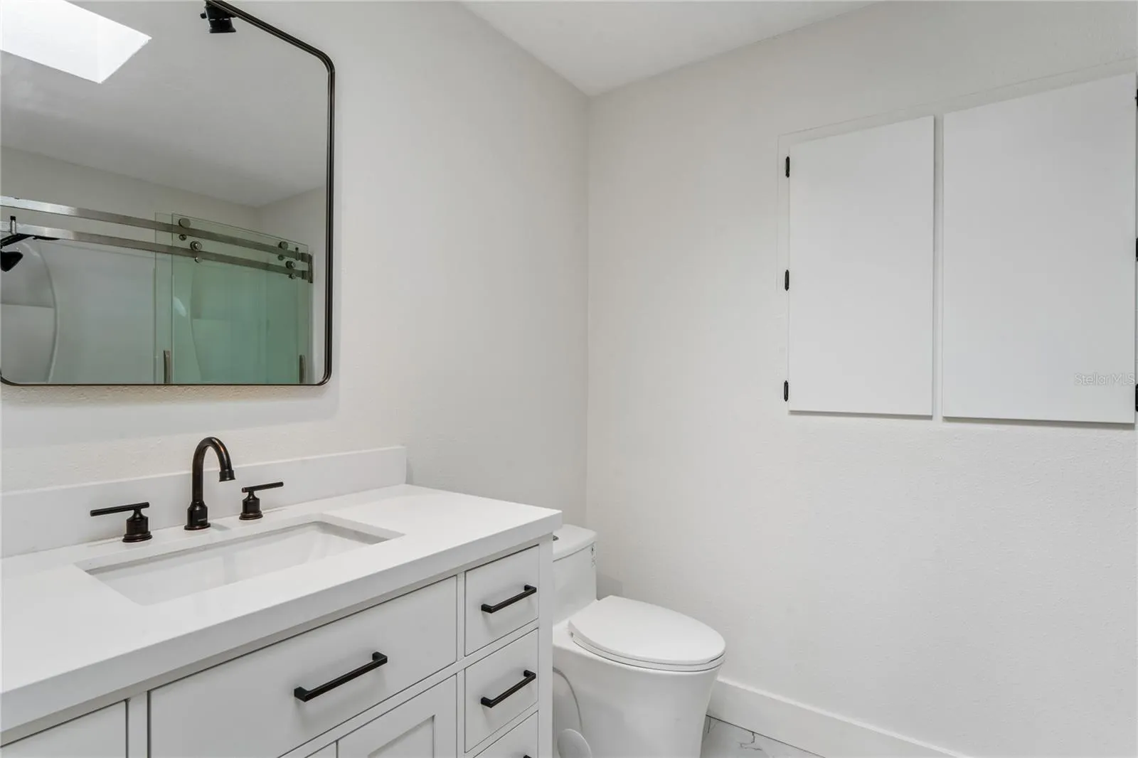 DOWNSTAIRS BATHROOM
