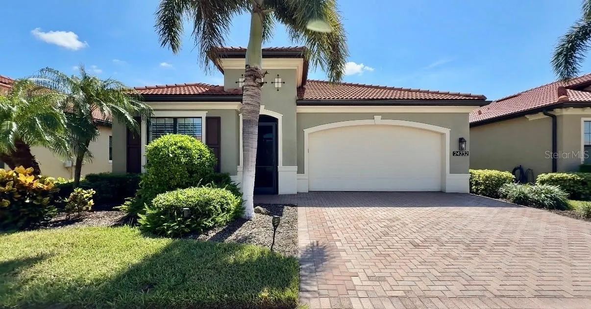 24232 Gallberry Drive - Welcome In!