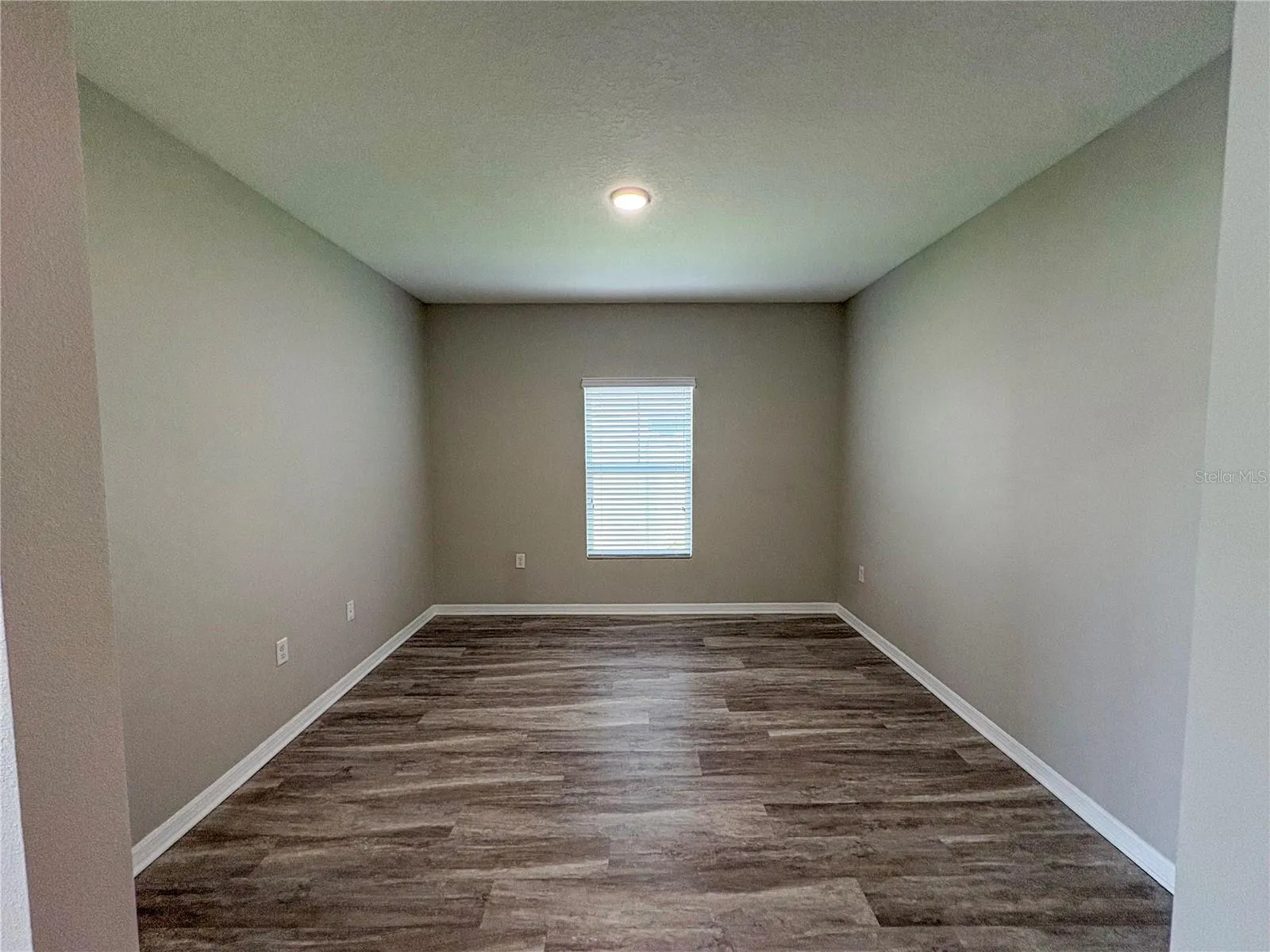 4381 Pumice Dr, Lakeland, Florida 33811 — photo 3