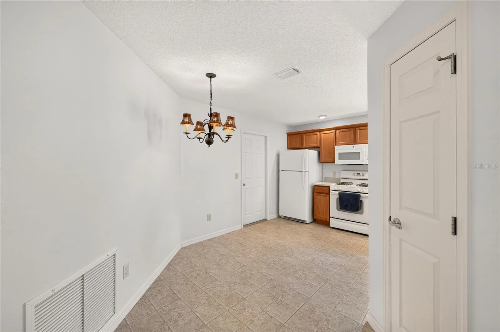 Kitchen entrance