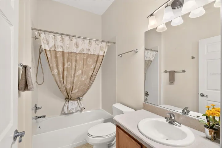 2nd Bathroom