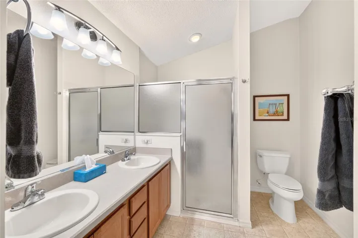 Primary bath