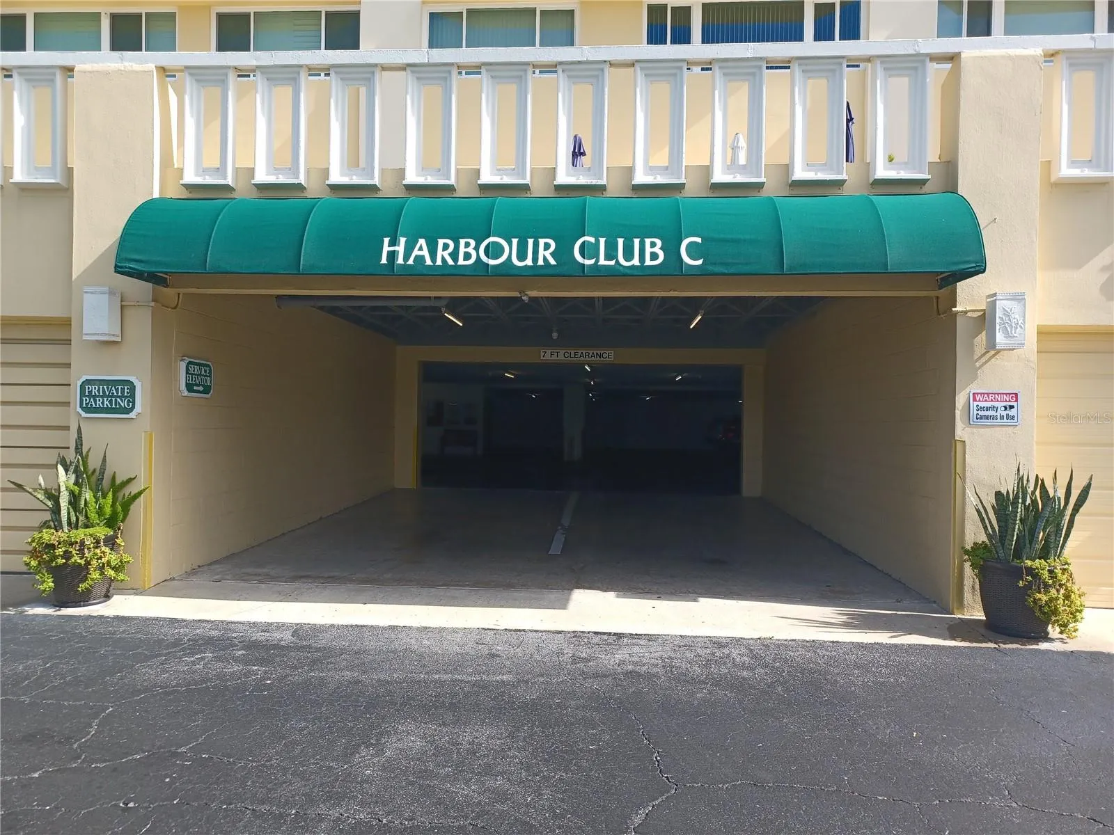 Harbour Club C