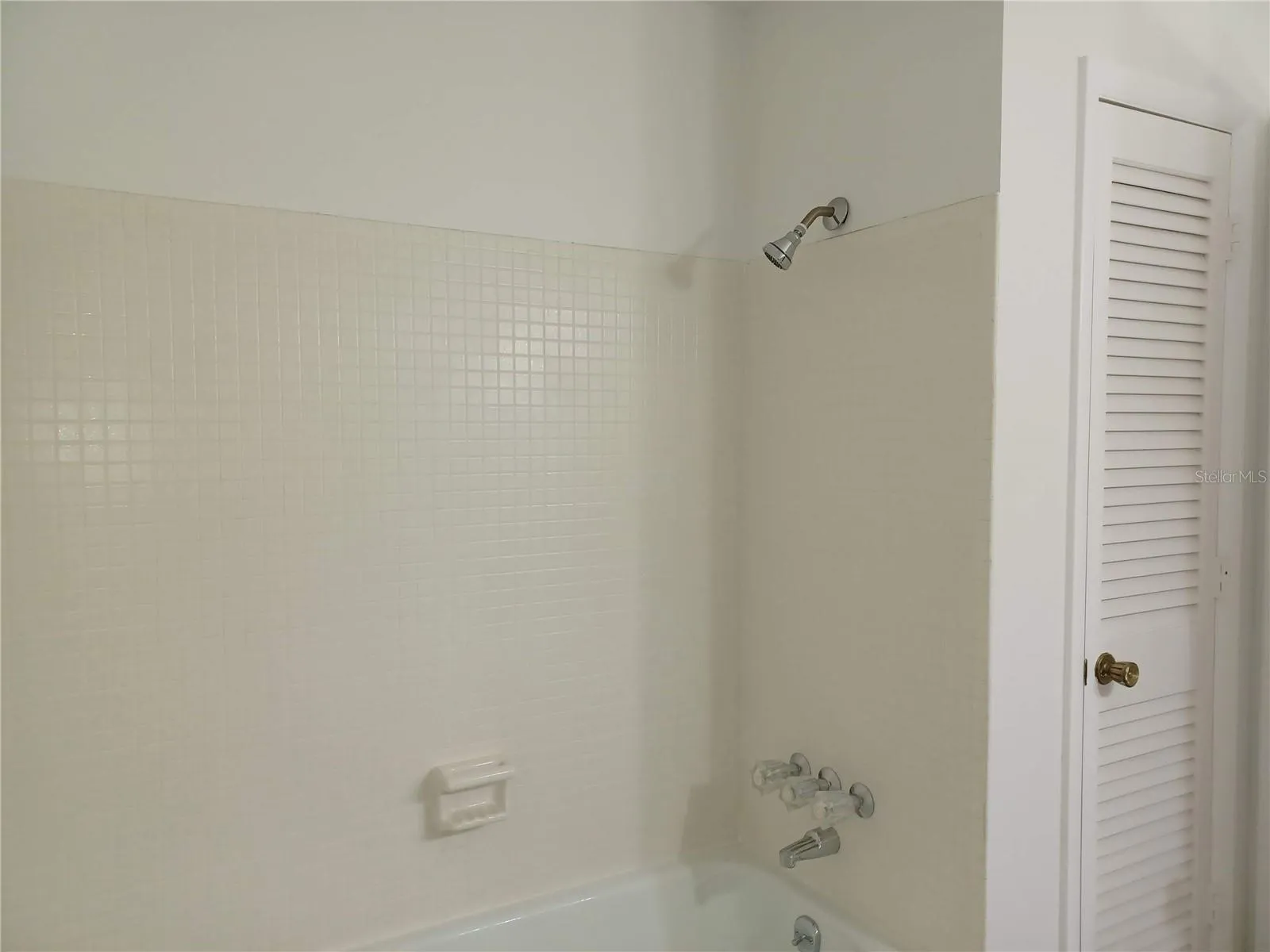 2nd bath shower