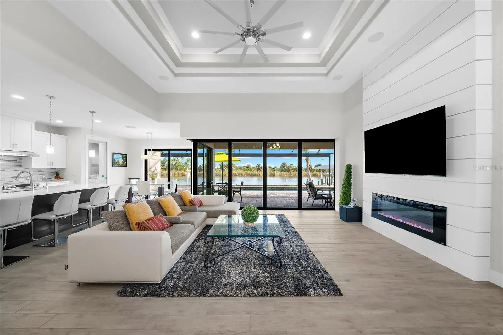 SOARING Double Tray Ceilings