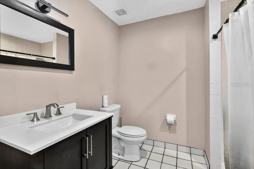 ADA ADU ensuite