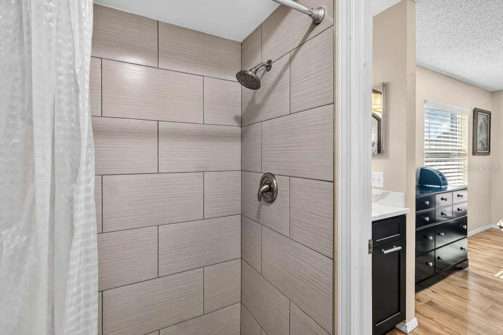 primary shower