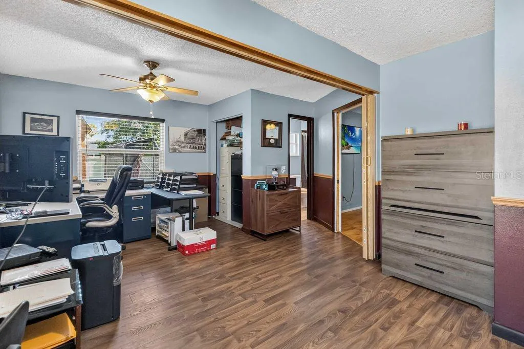 guest bedroom