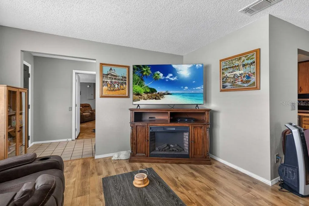 1st living room