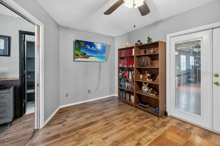 2nd living room