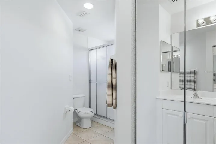 With Walk in Shower