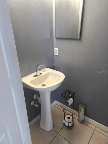 1170