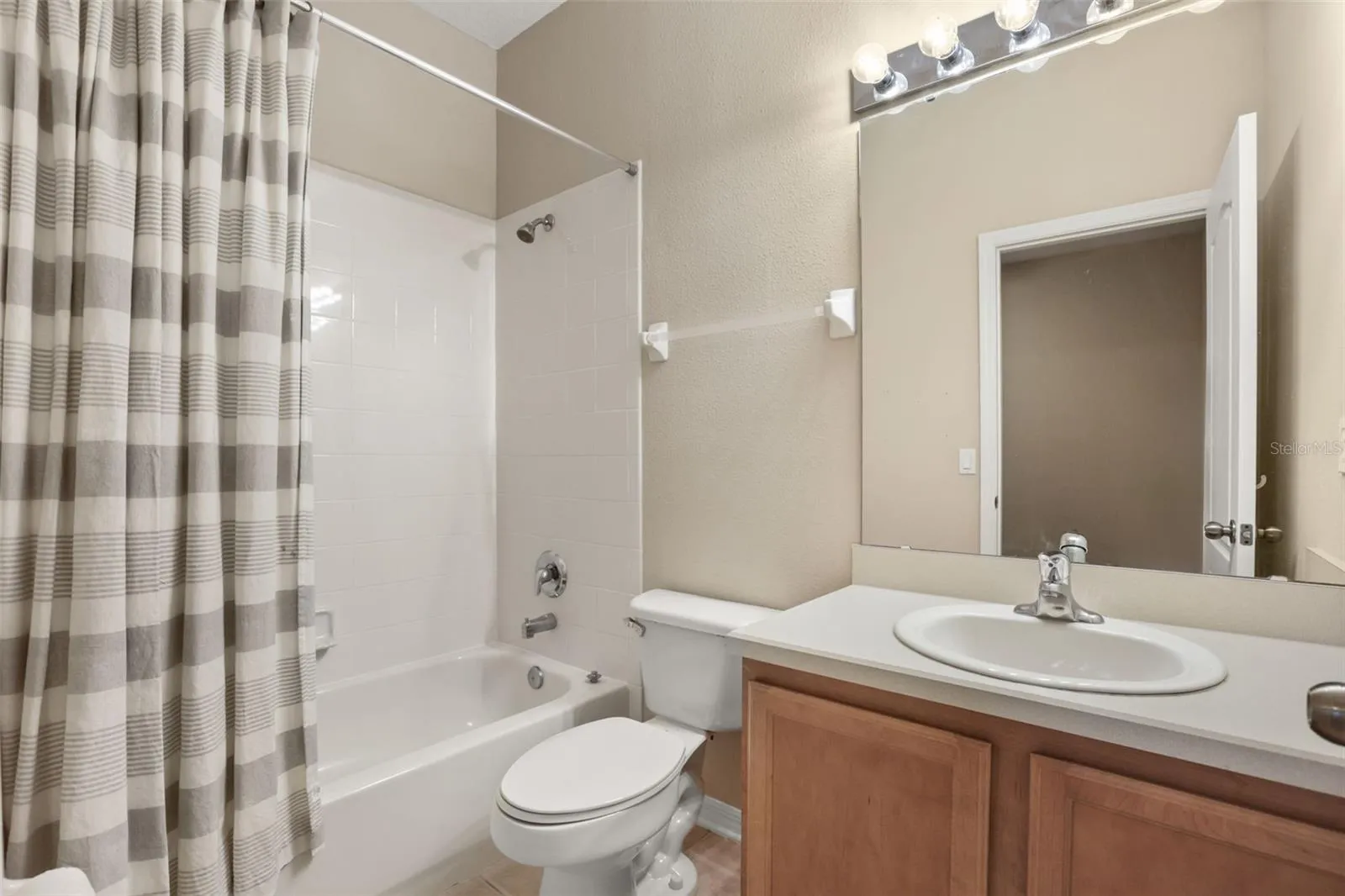 Second Bedroom EnSuite