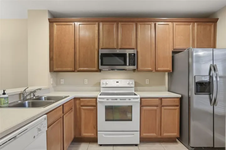 Tall Kitchen Cabinets
