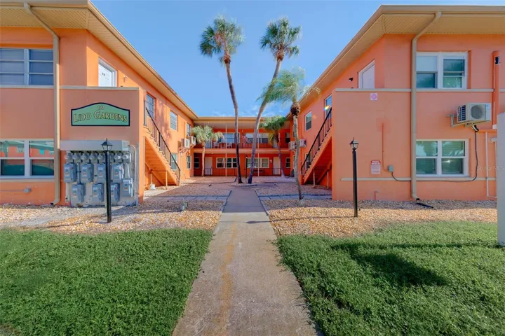 Lido Gardens Complex