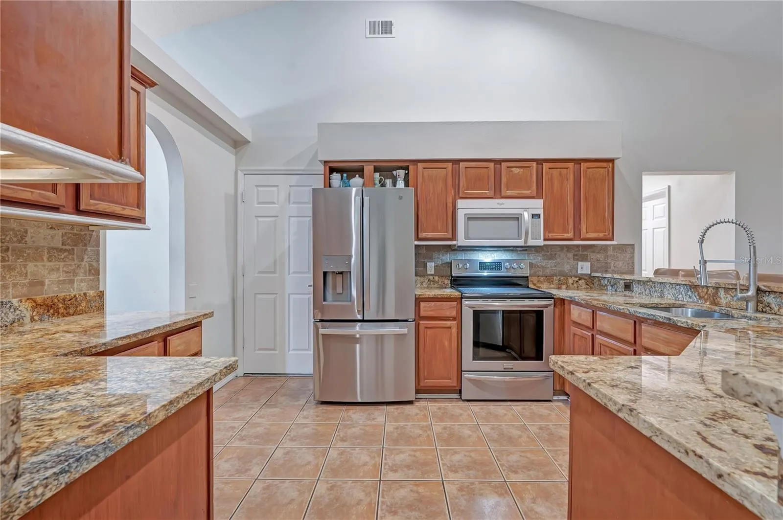 Spacious Kitchen