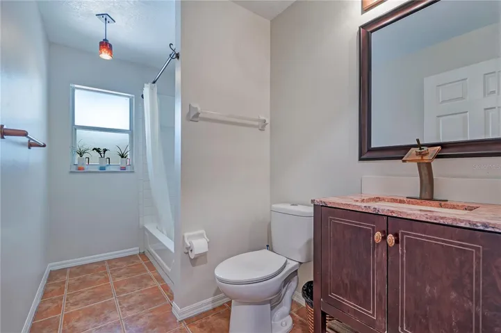 2nd Bathroom