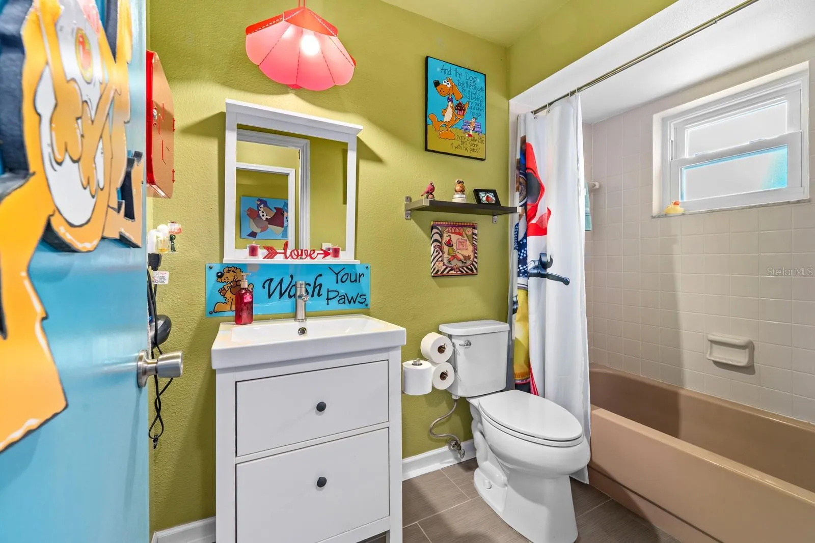 Guest Bathroom