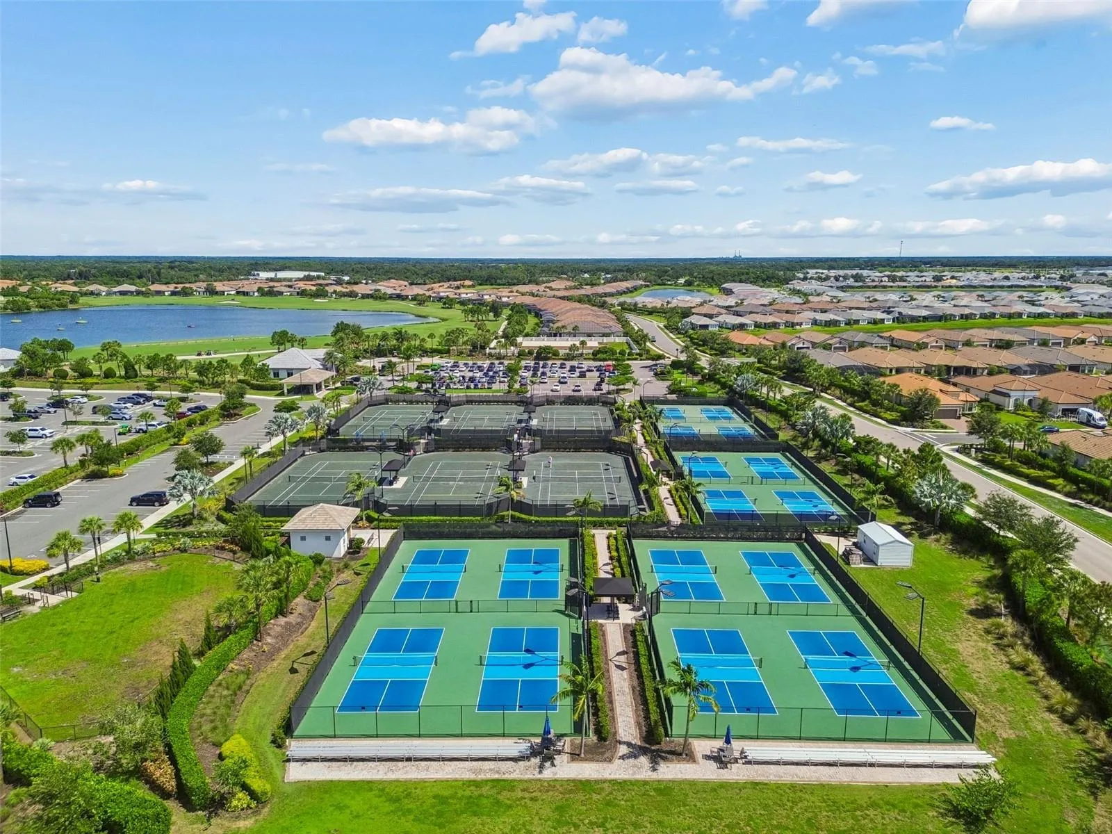 Lakewood Ranch Community Amenities