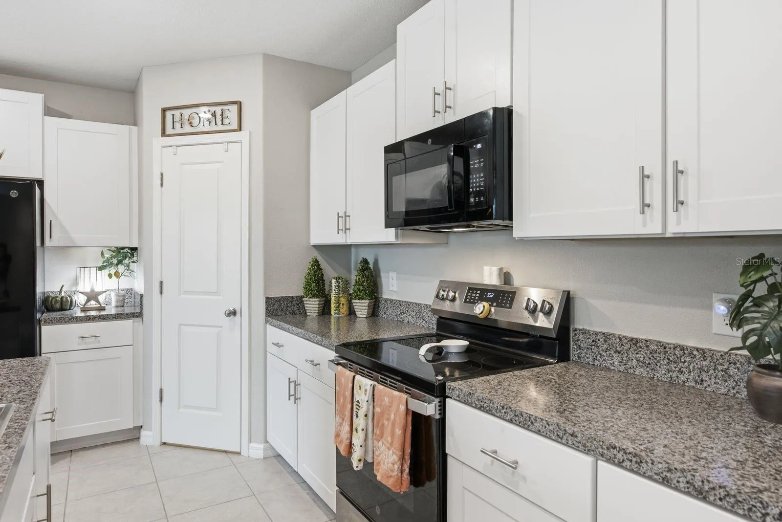 Spacious Kitchen