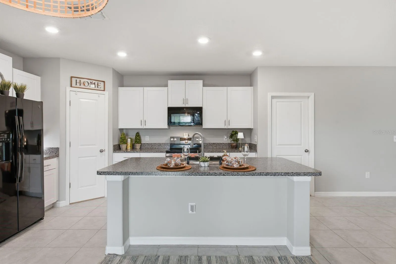Spacious Kitchen