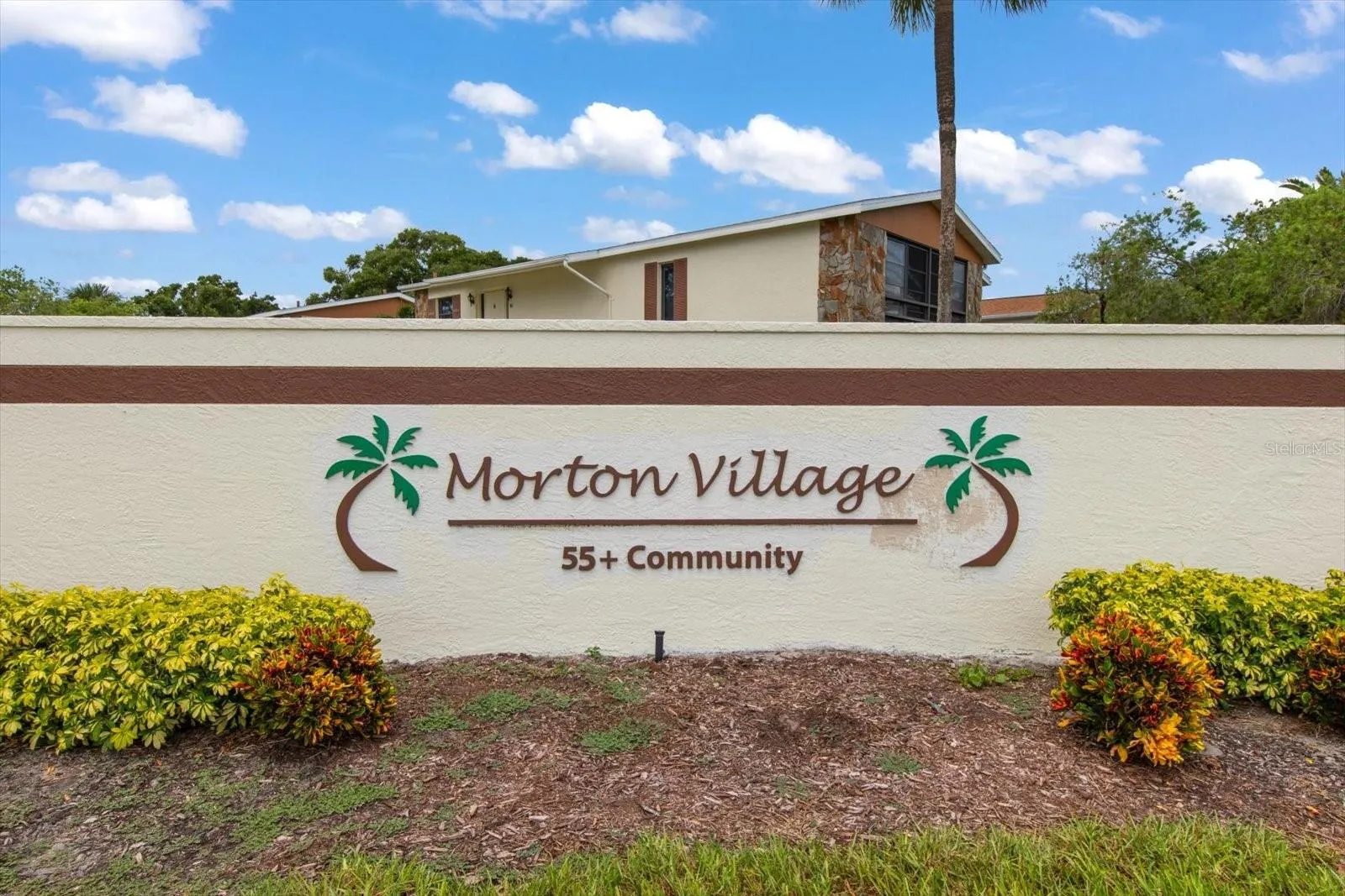 COMMUNITY SIGNAGE
