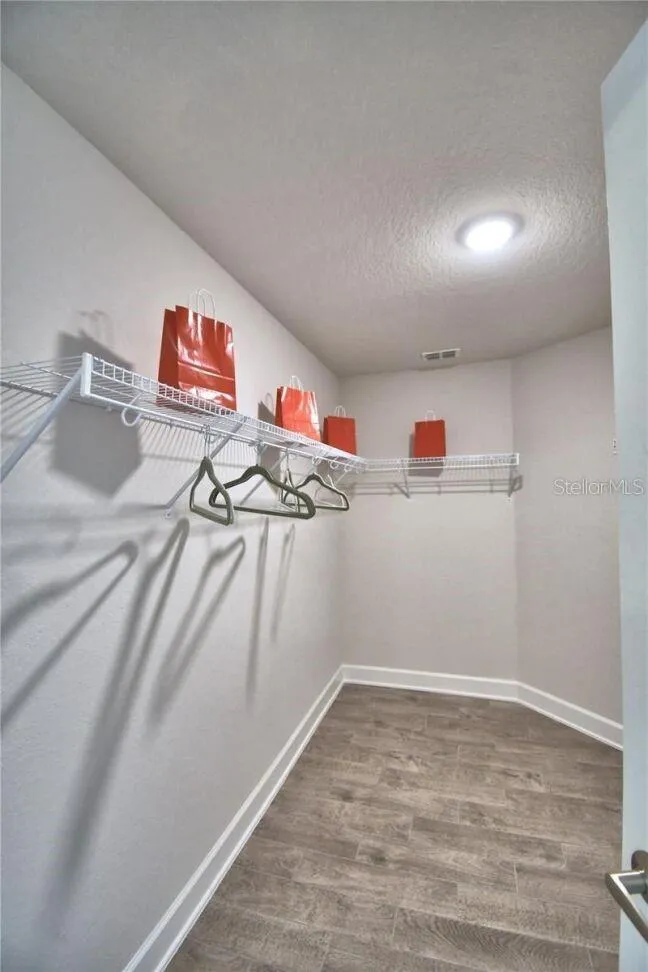 Similar home with same floorplan. Colors and options may vary.