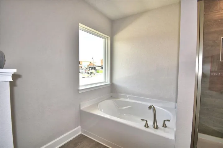 Similar home with same floorplan. Colors and options may vary.