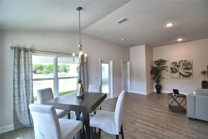Similar home with same floorplan. Colors and options may vary.
