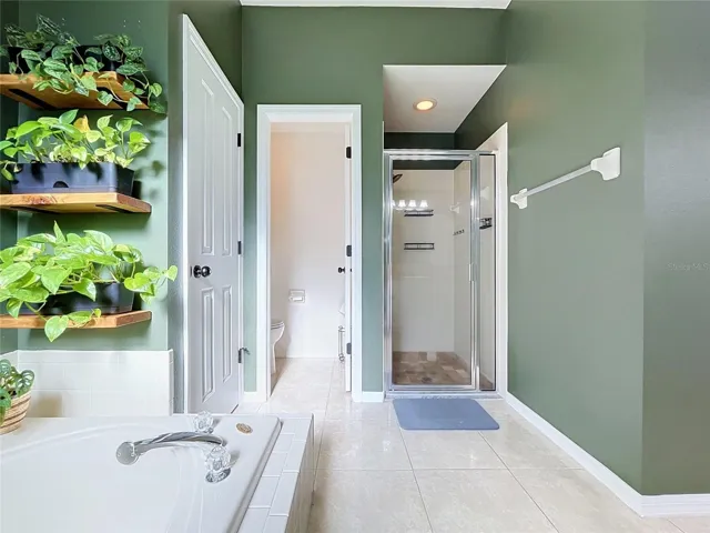 En-Suite Primary Bathroom