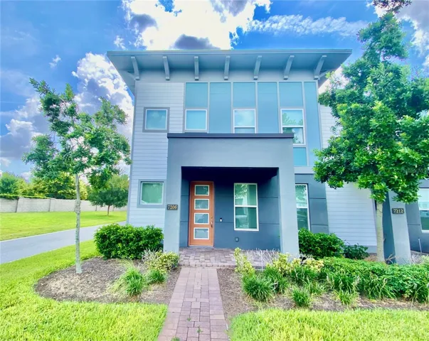 2-Story Townhouse Corner Unit